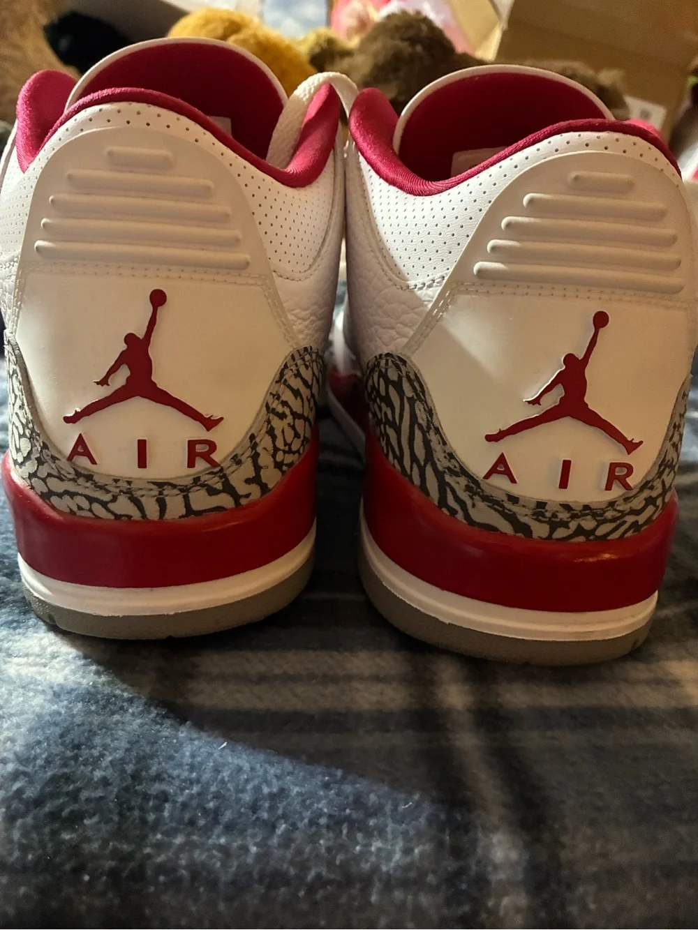 Air Jordan 3 - Fire RedMen's White and Red Retro